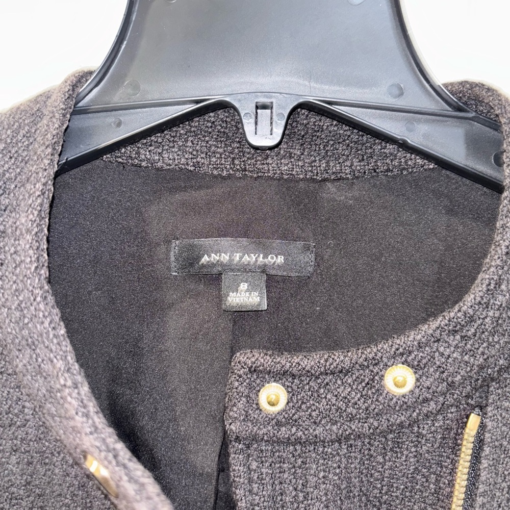 Ann Taylor Black Off Center Front gold Zipper Closure Blazer Suit Jacket  SZ 8‌ - Picture 6 of 9